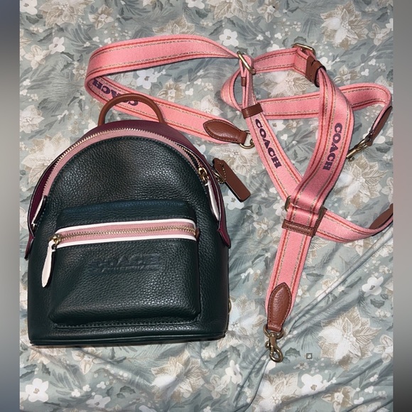 Coach backpack - Picture 1 of 6